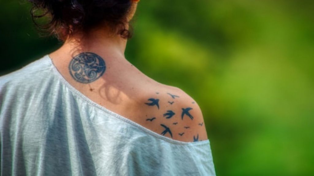 Mama möchte KindernamenTattoo Ehemann droht mit Scheidung
