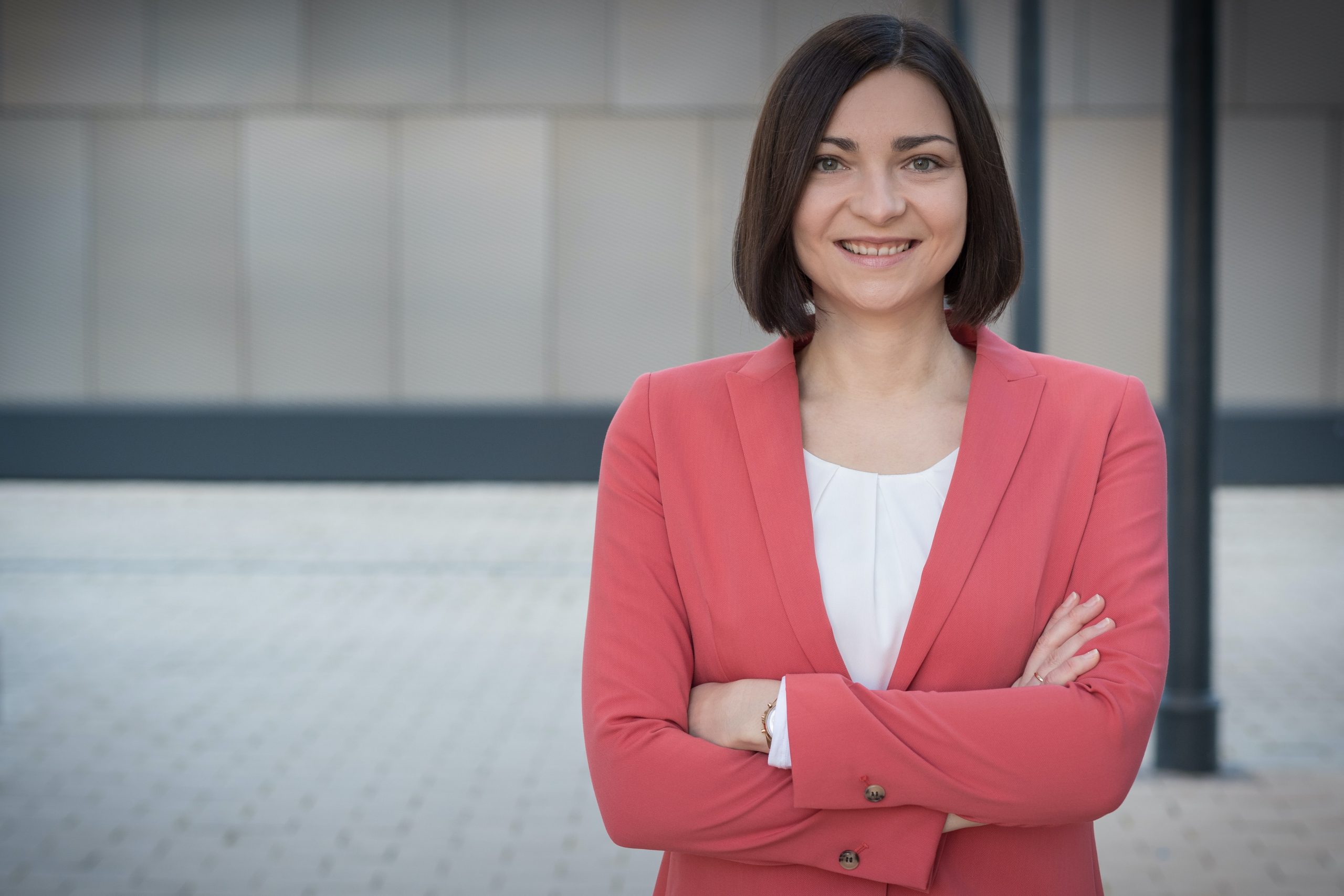 Interview mit Frau Dr. Julia König zum Seminar KIProfessional (TÜV) eco
