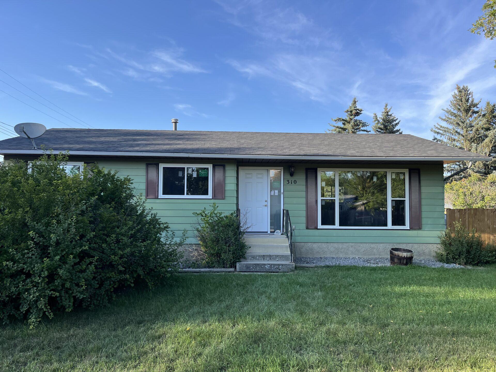 Windows and Doors Replacement in Calgary. September 2024. Ecoline Windows