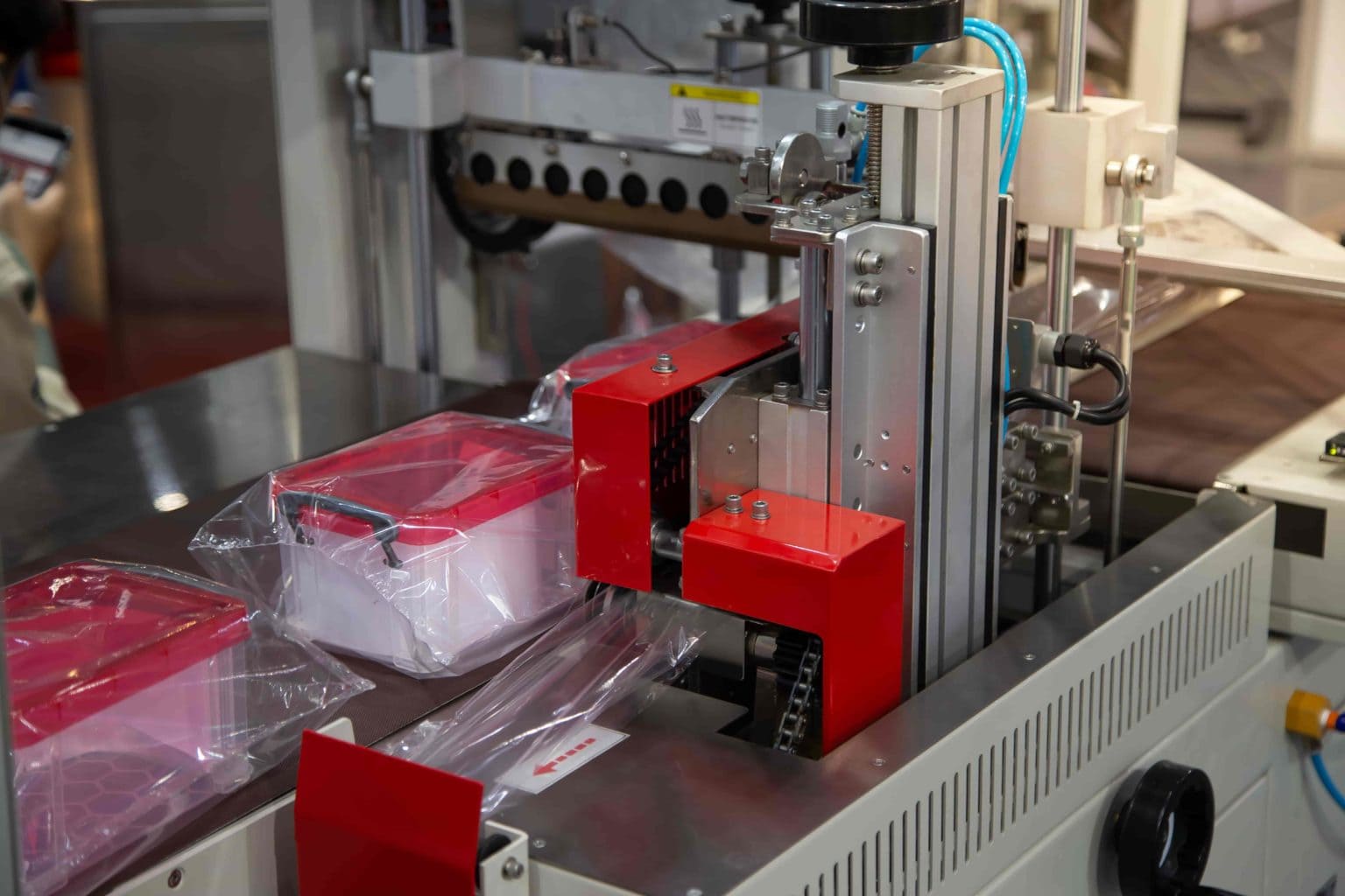 What Materials Are Used in Flow Wrapping? EconoPak