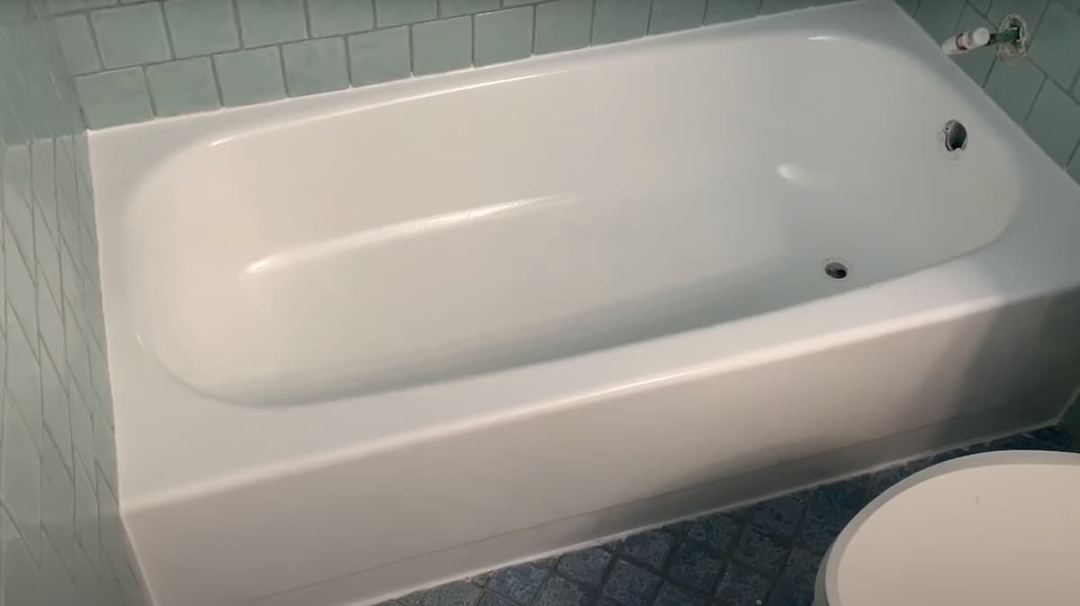 Bathroom Resurfacing Cost [2024] Specifier