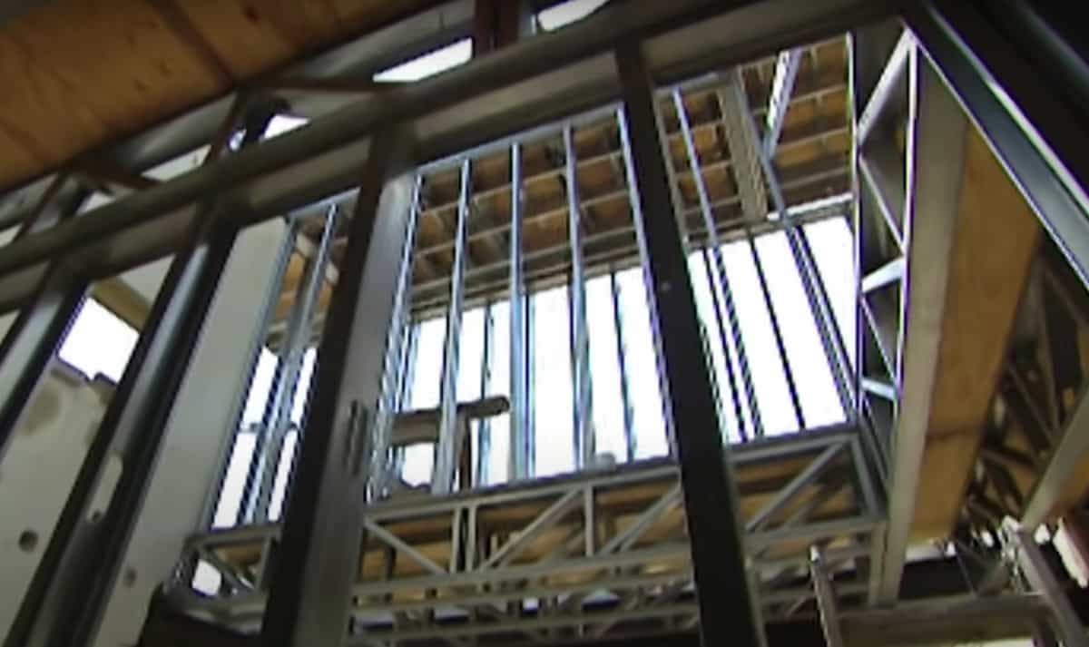 Steel Frame vs Timber Frame (Cost & Pros and Cons) [2024] Specifier