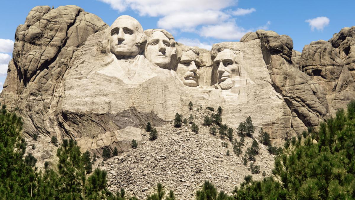 South Dakota Wildfires Close Mount Rushmore and Force Evacuations