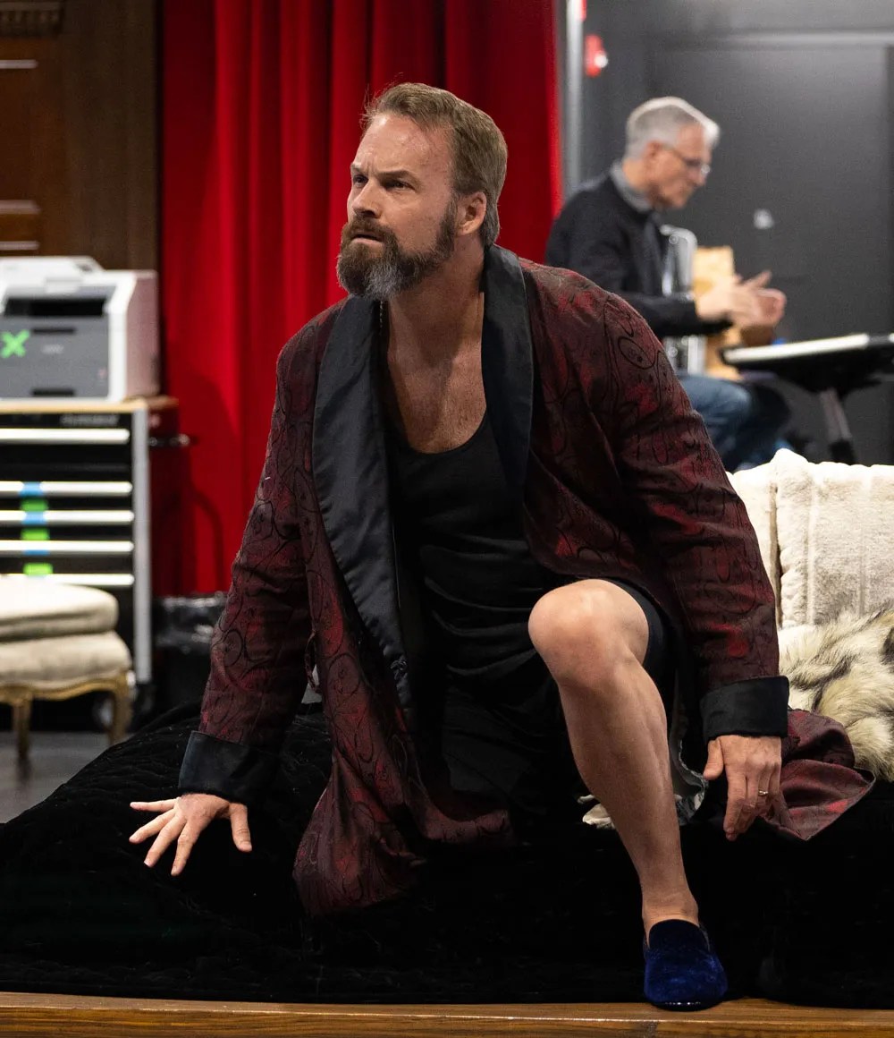 Five Question with Ryan McKinny Boston Lyric Opera's Seductive