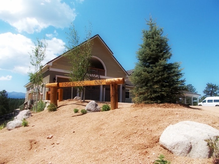 Directions to Edgewood Inn Woodland Park CO