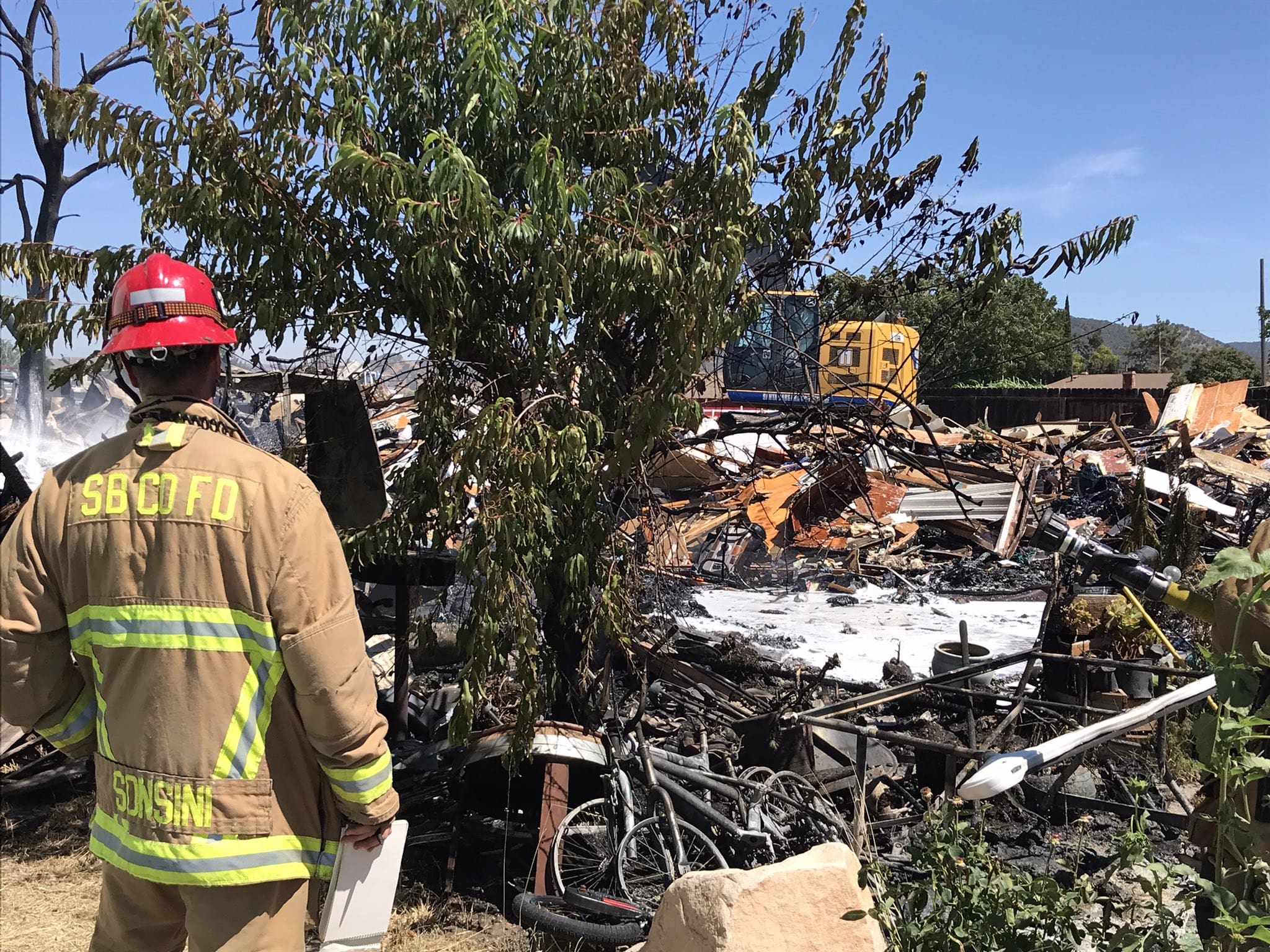 Los Alamos Mobile Home Fire Spreads to Brush edhat