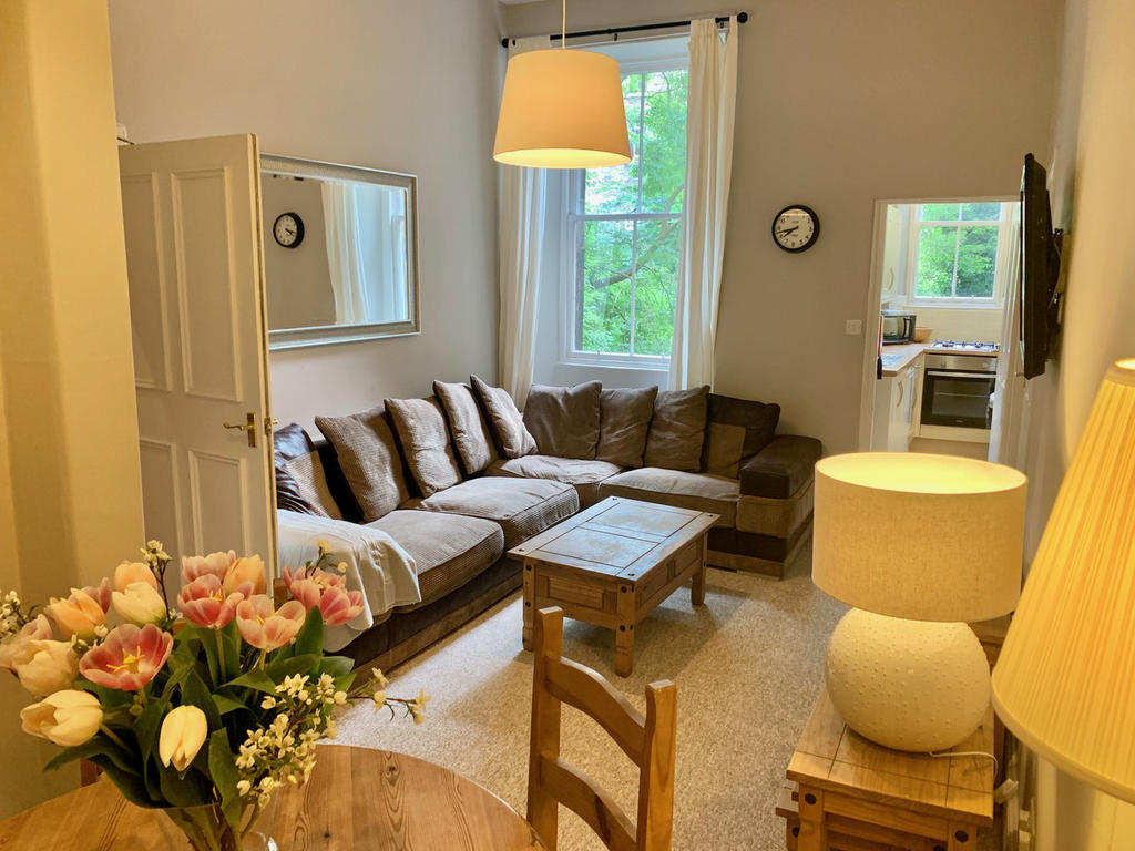 Edinburgh Apartments 3 Bed Argyle Park Terrace, Marchmont