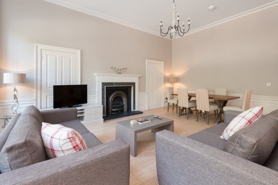 Edinburgh Apartments Queen St Classic 2 Bedroom Apartment, New Town