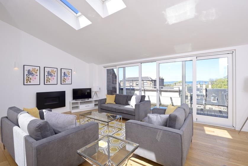 Edinburgh Apartments Thistle St 3 Bedroom Apartment, West End