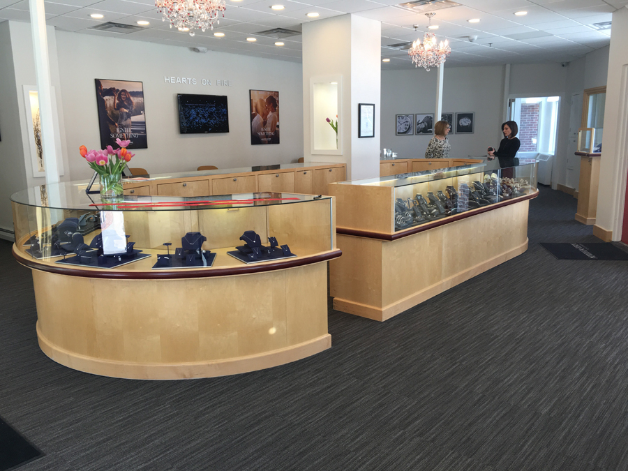 NORTHEASTERN FINE JEWELRY OFFICIALLY OPENS NEW GLENS FALLS STORE Ed Lewi and Associates
