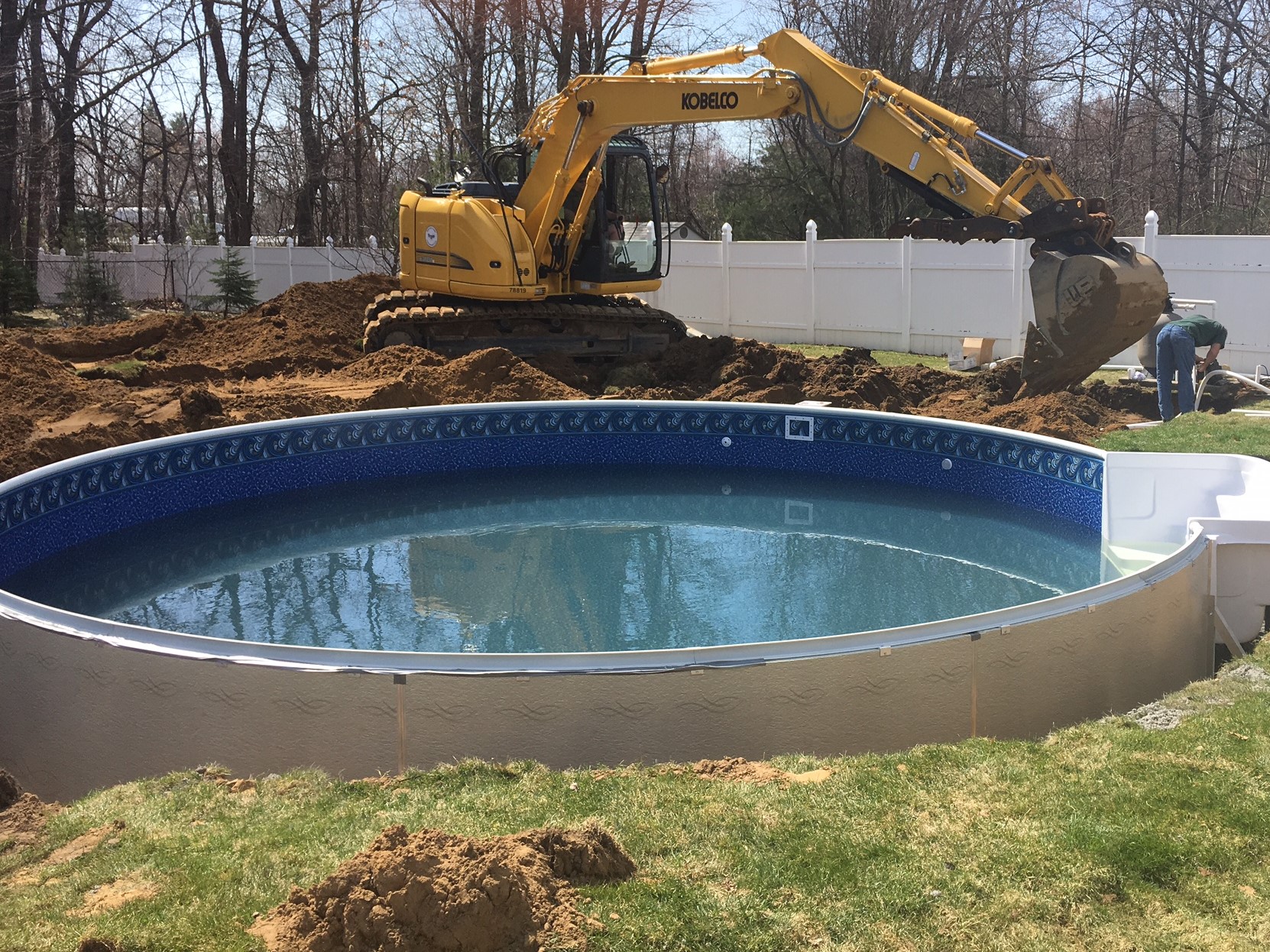 ALPIN HAUS INSTALLS FIRST POOL OF THE SEASON Ed Lewi and Associates