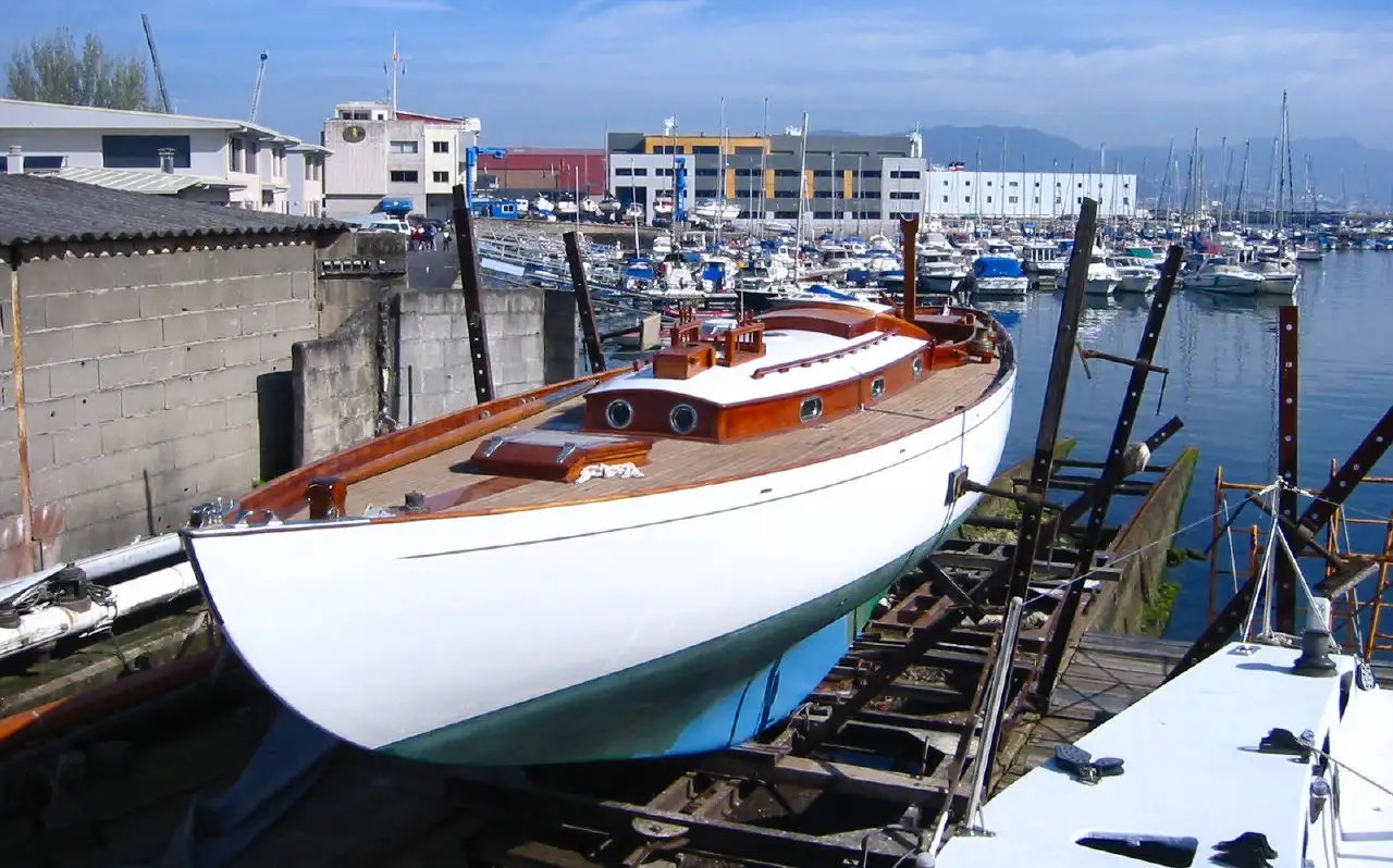 How Expensive Is Restoring an Antique Boat 2024 Guide EDM Chicago