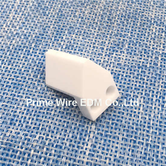 Ceramic wire guide