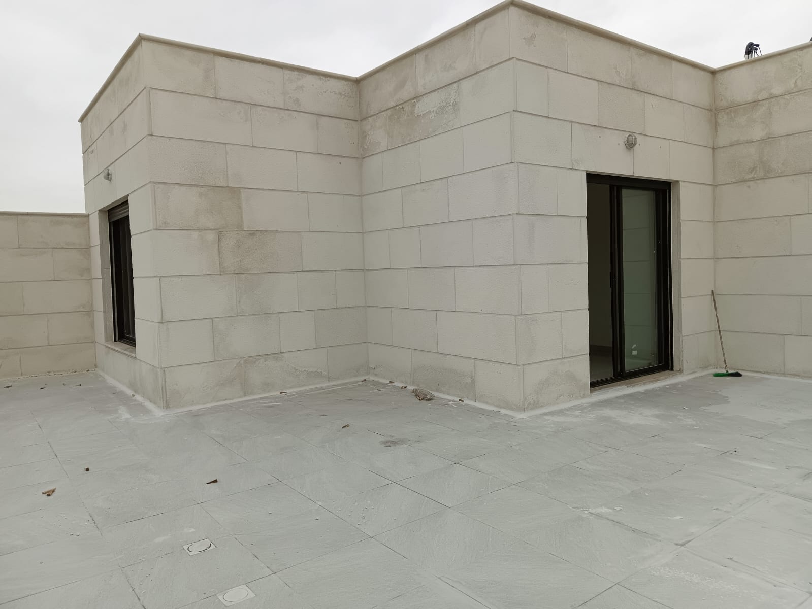 Duplex a rooftop for sale in Daheyat Al Ameer Rashid Edraj Real Estate