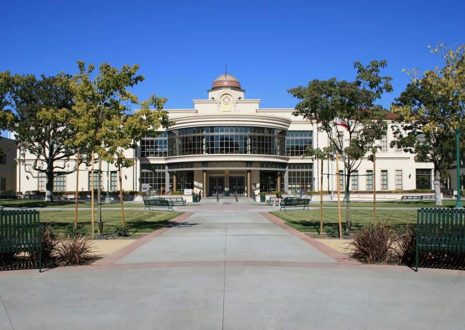 Top 10 Community Colleges in Los Angeles 20152016