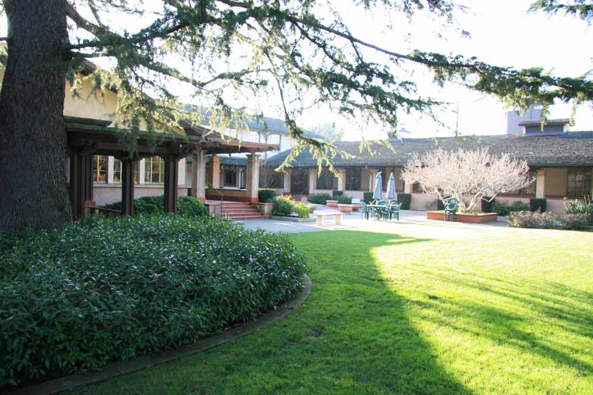 EduTracks Green Building & Sustainability Education