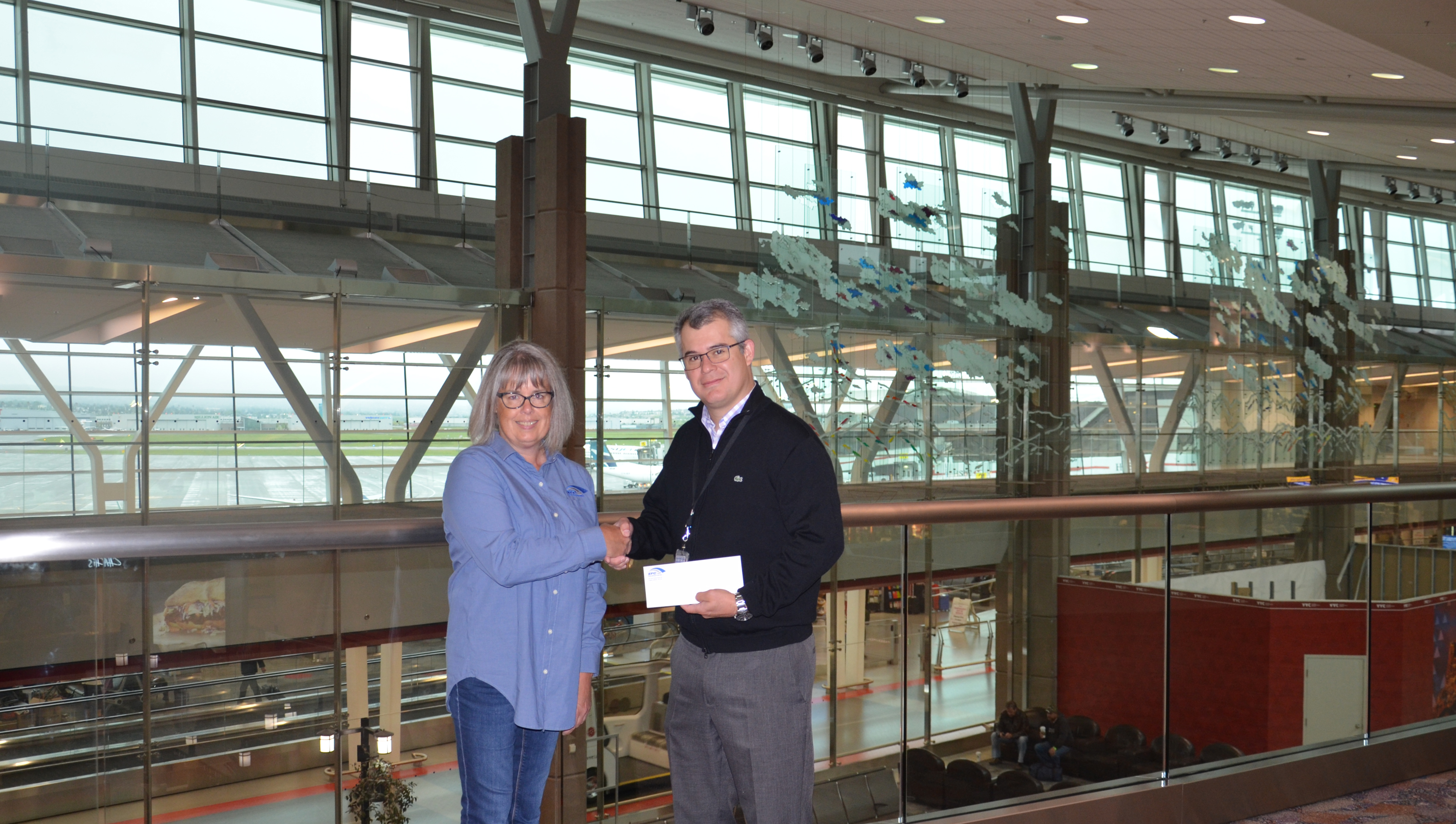 AOC Golf Tournament Prize Winner EFC Developments