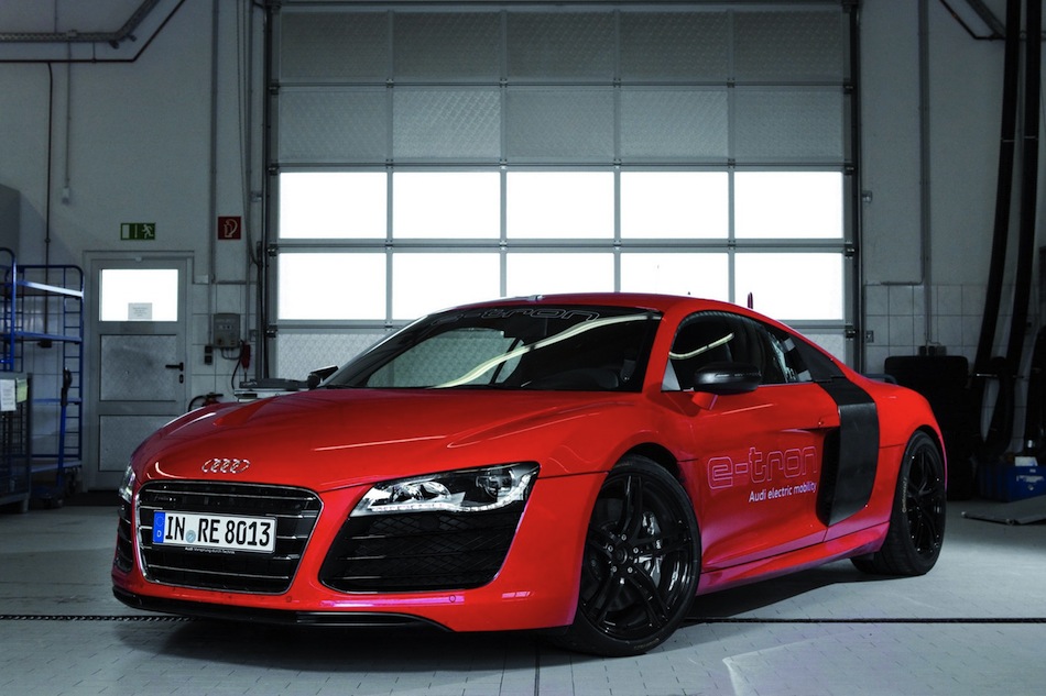 Audi R8 etron Nurburgring Lap Front 3/4 View egmCarTech