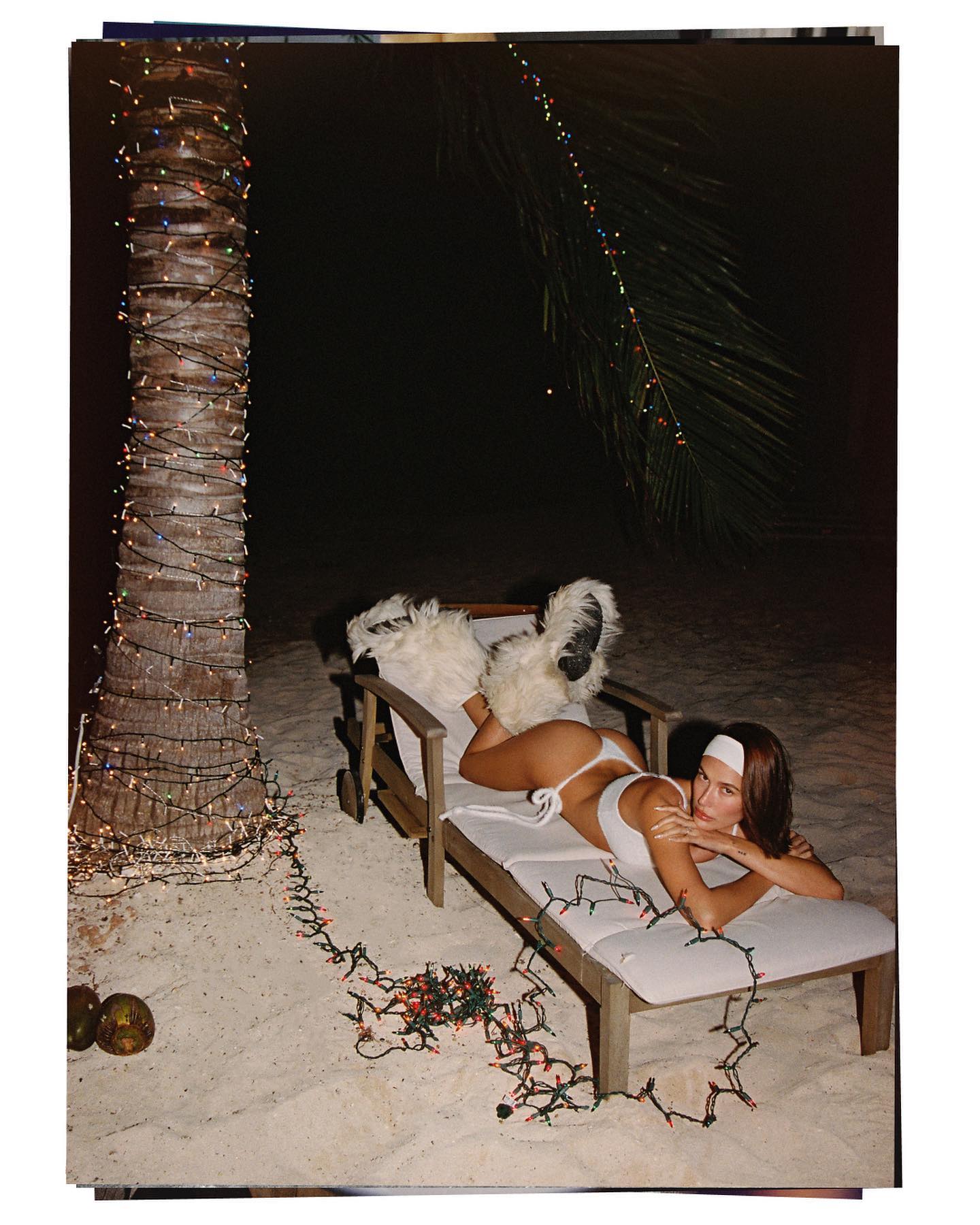 Hailey Biebers Calendar Has Her In The Holiday Spirit