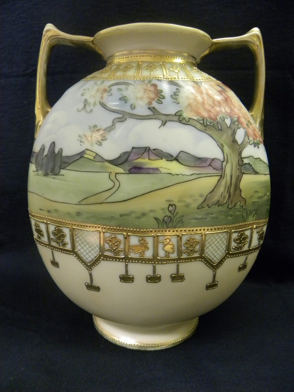 ANTIQUE NIPPON LANDSCAPE HAND PAINTED MORIAGE RAISED ACCENT ORIENTAL