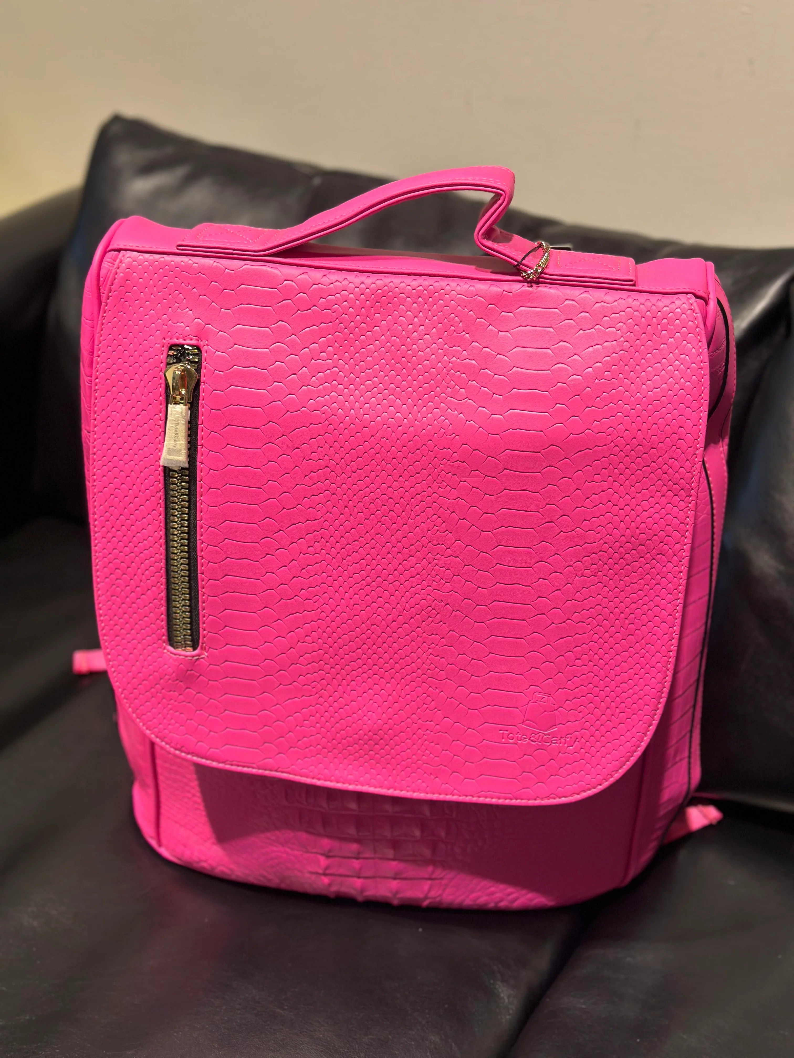 TOTE N CARRY APOLLO 2 FAUX CROCODILE SKIN BACKPACK 85 86