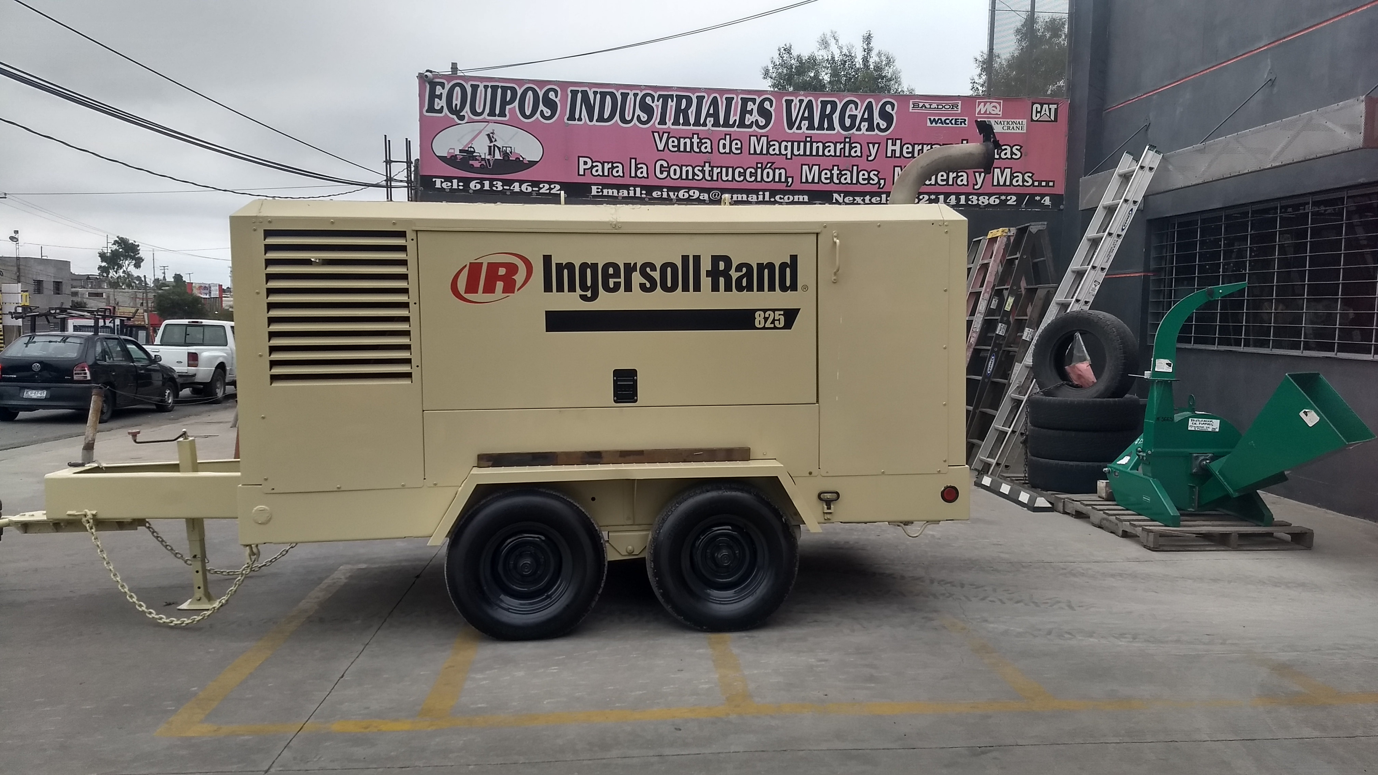 2007 Ingersoll Rand 825 CFM 3917 Pull Out Compressor
