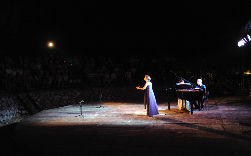 Pythagoreion Theater on Samos hosts Young Artists Festival