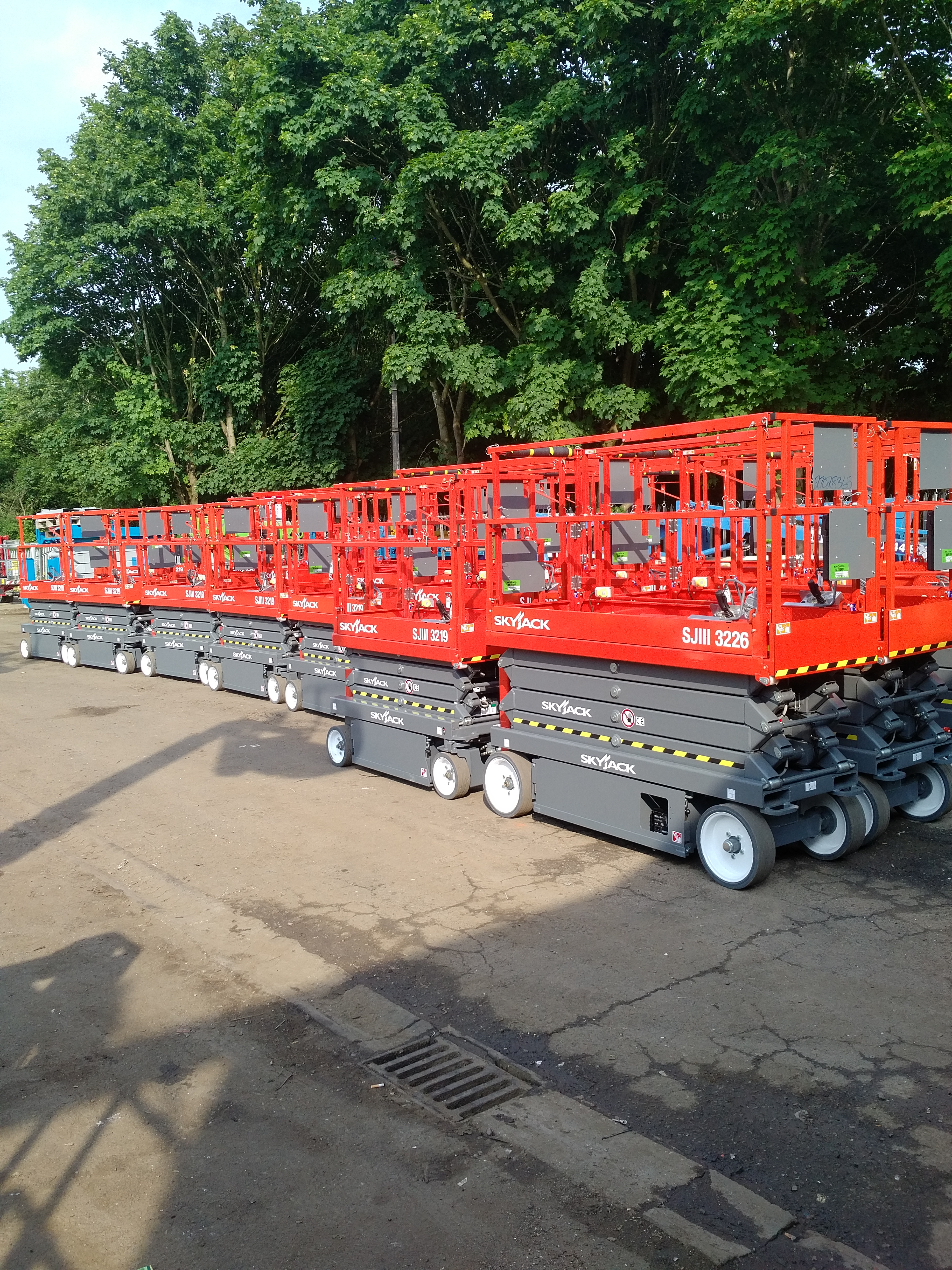 Elavation invests in Scissor Lifts Elavation
