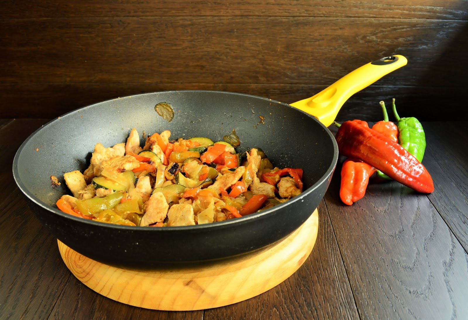 Wok de pavo con verduras El Chef de la Casa
