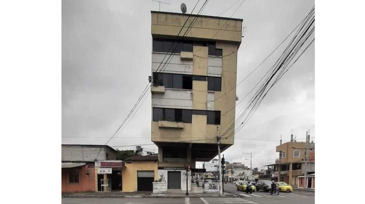 Edificio 'El Inmortal' de Machala permanece de pie tras terremotos El Comercio