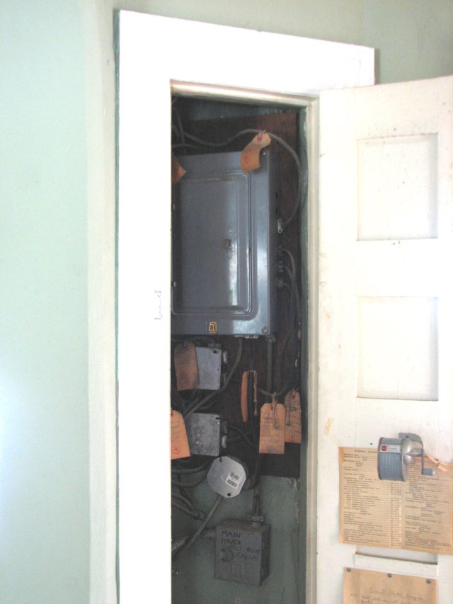 A Little Electrical Work in a Little Closet ECN Electrical Forums