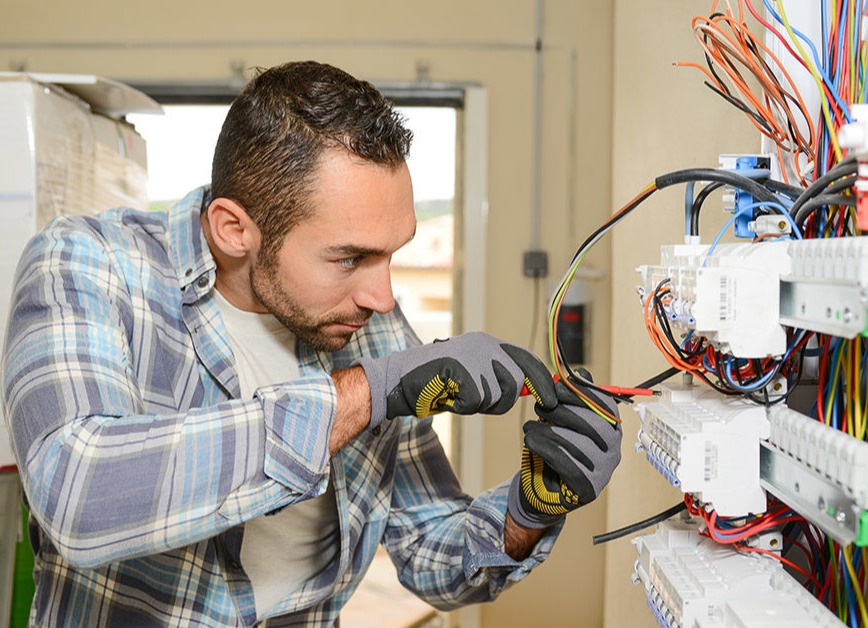 Why Escondido Homes need Licensed Electricians Near Me