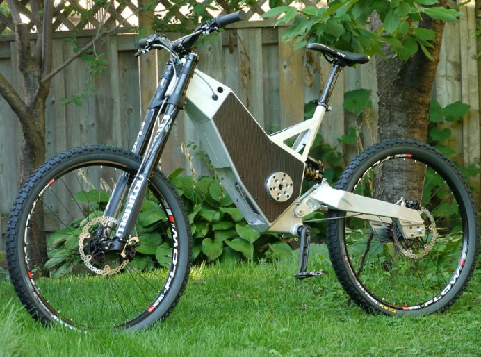 Custom Build Gallery, Lee’s HPC Revolution mid drive HPC19