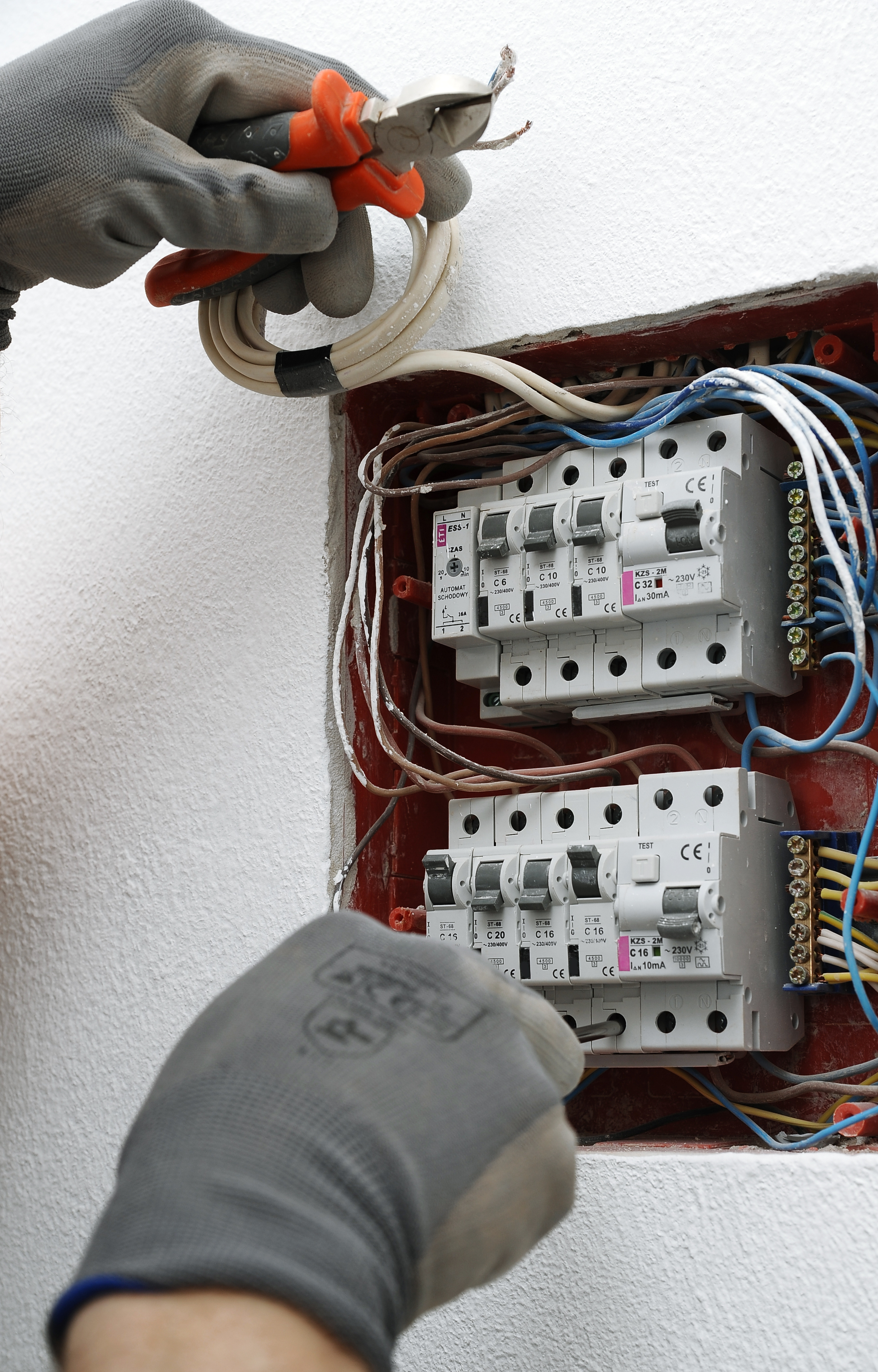 Electrical Companies Level 2 Electrician Services Ballina & Sydney