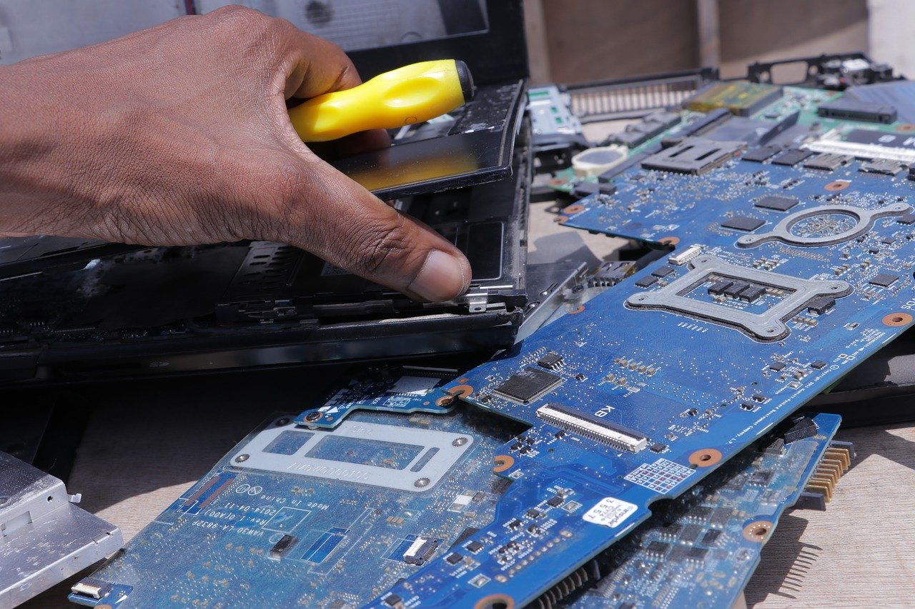 Electrical Technician vs. Electrician Career Salary and Other