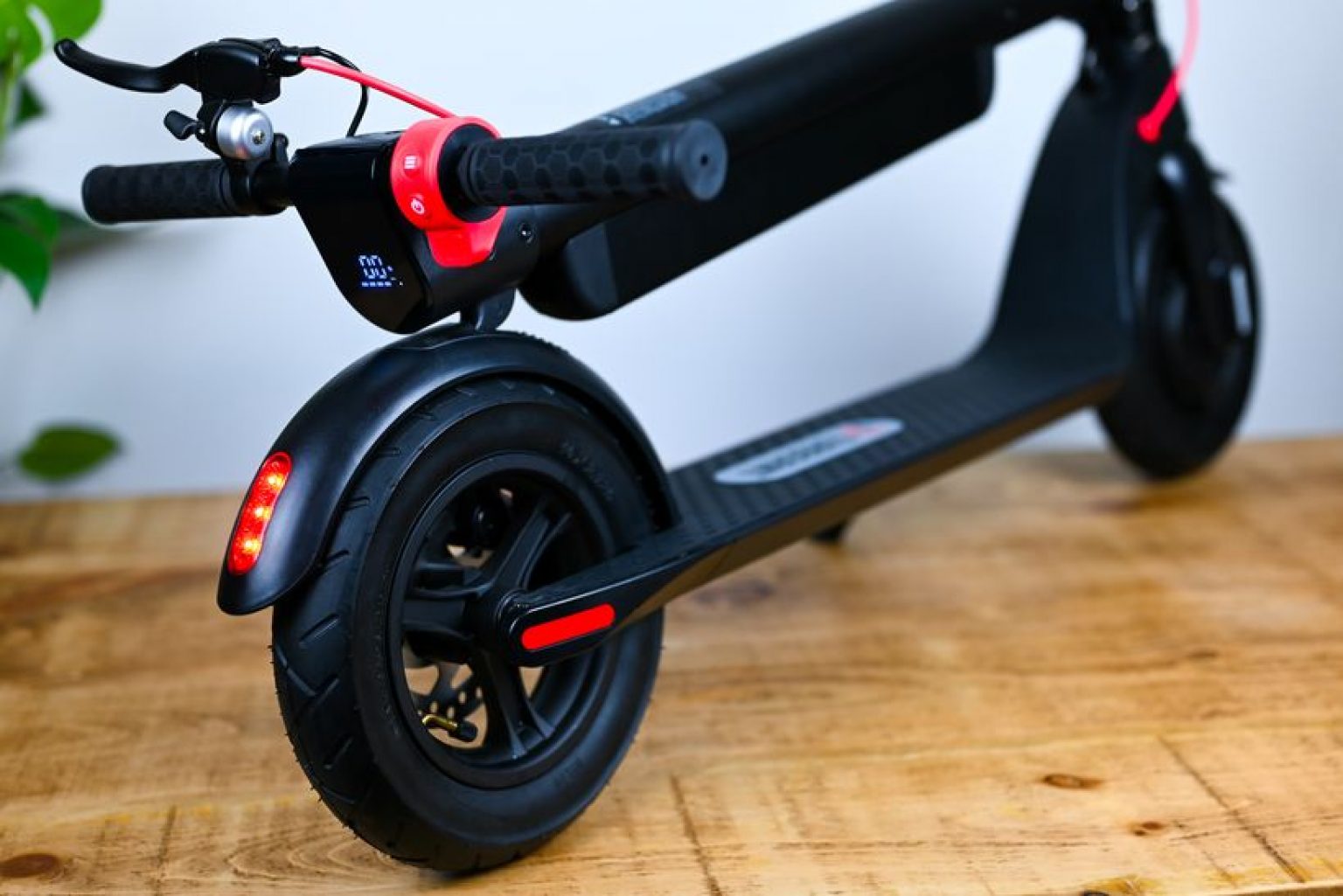 Best Long Range Electric Scooters (30100 Miles) July 2022