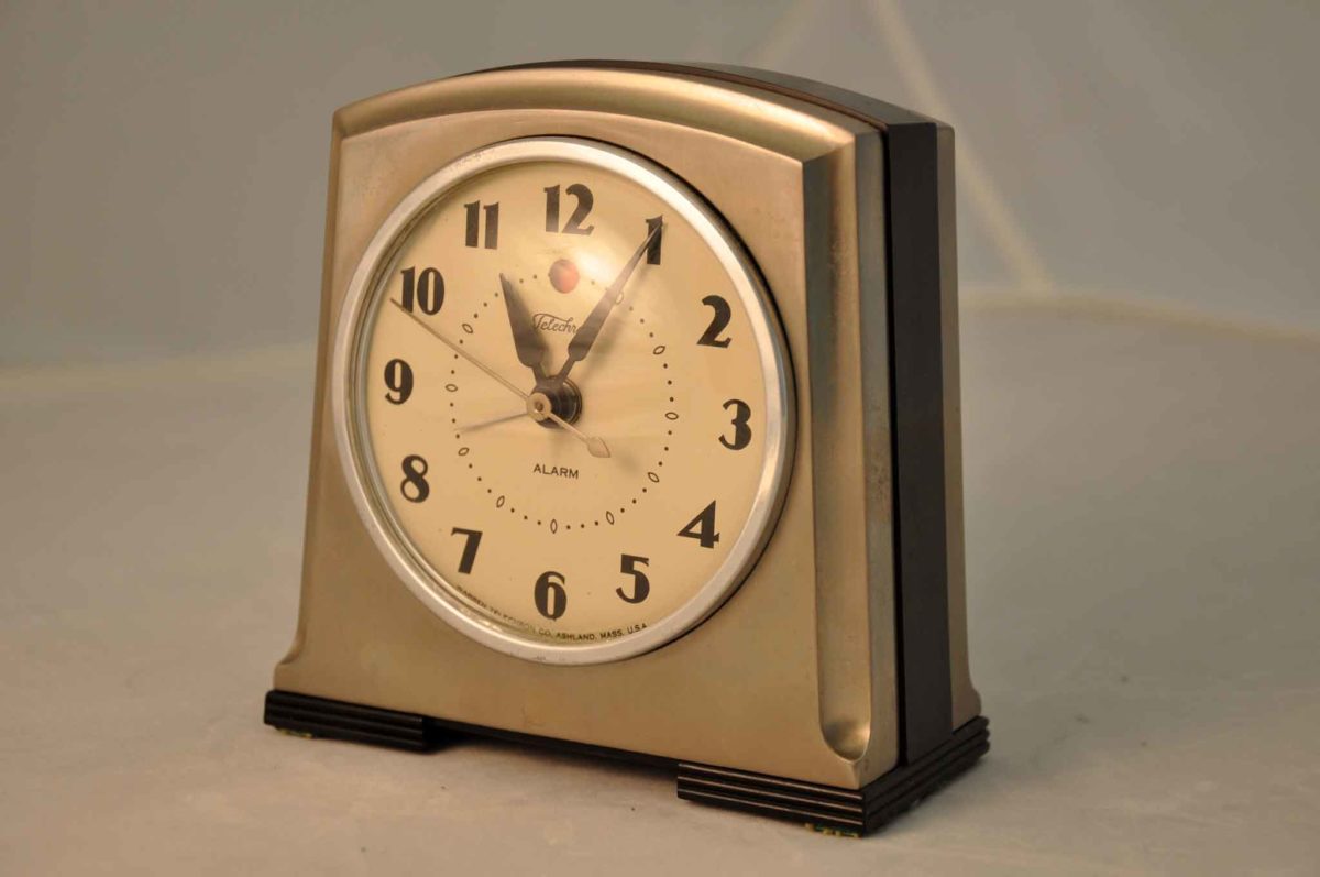 Rent Vintage and Modern Clocks for Film Productions Electric Time