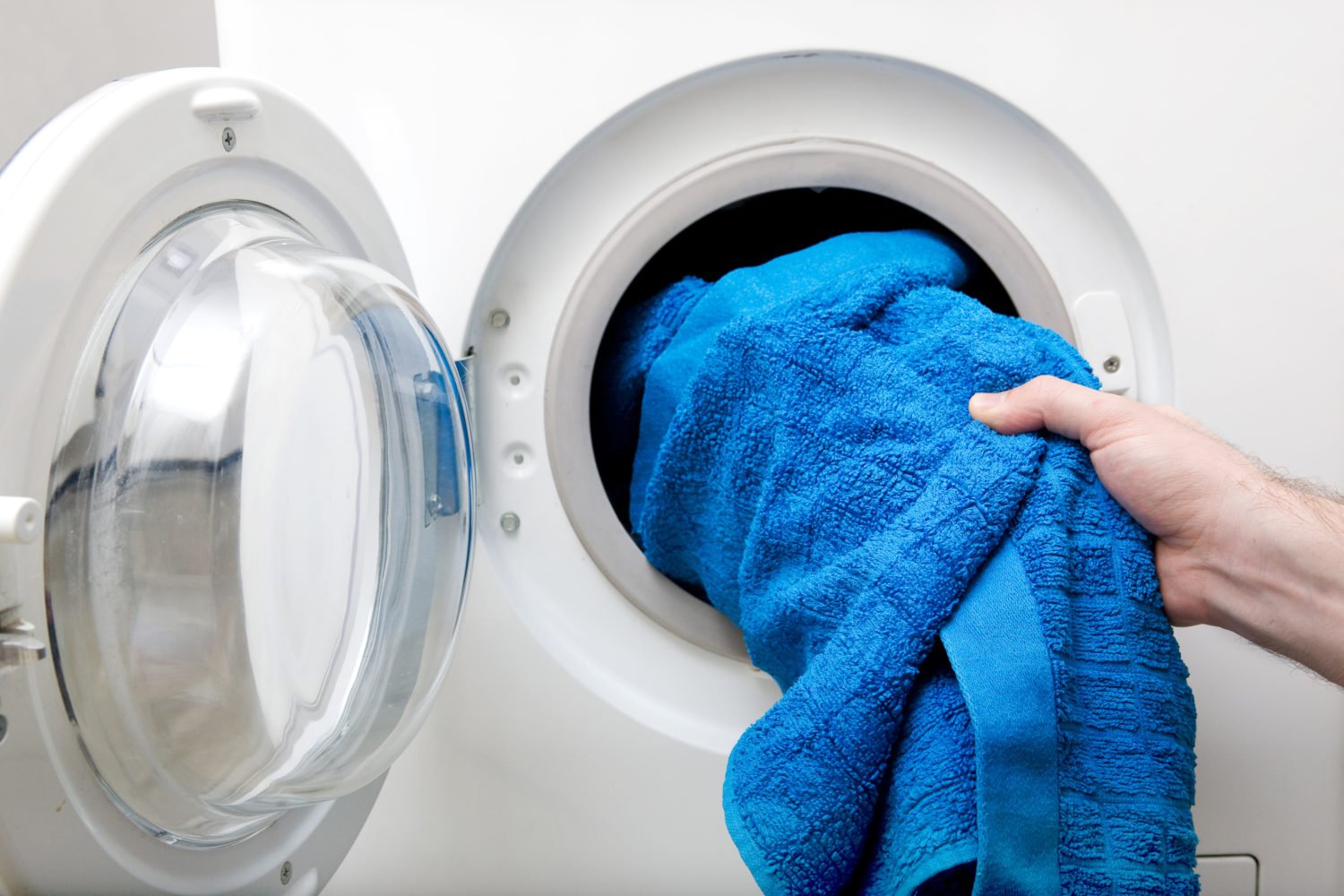 How to Choose the Best Tumble Dryer (2023 Review) ElectroGuide.co.uk