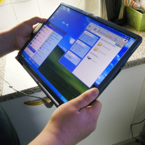 5 Uses for your old computer monitor Electronic Products