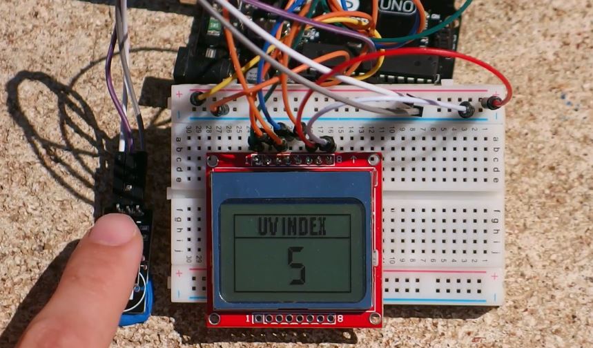 Arduino UV Meter using the UV30A Ultraviolet Sensor