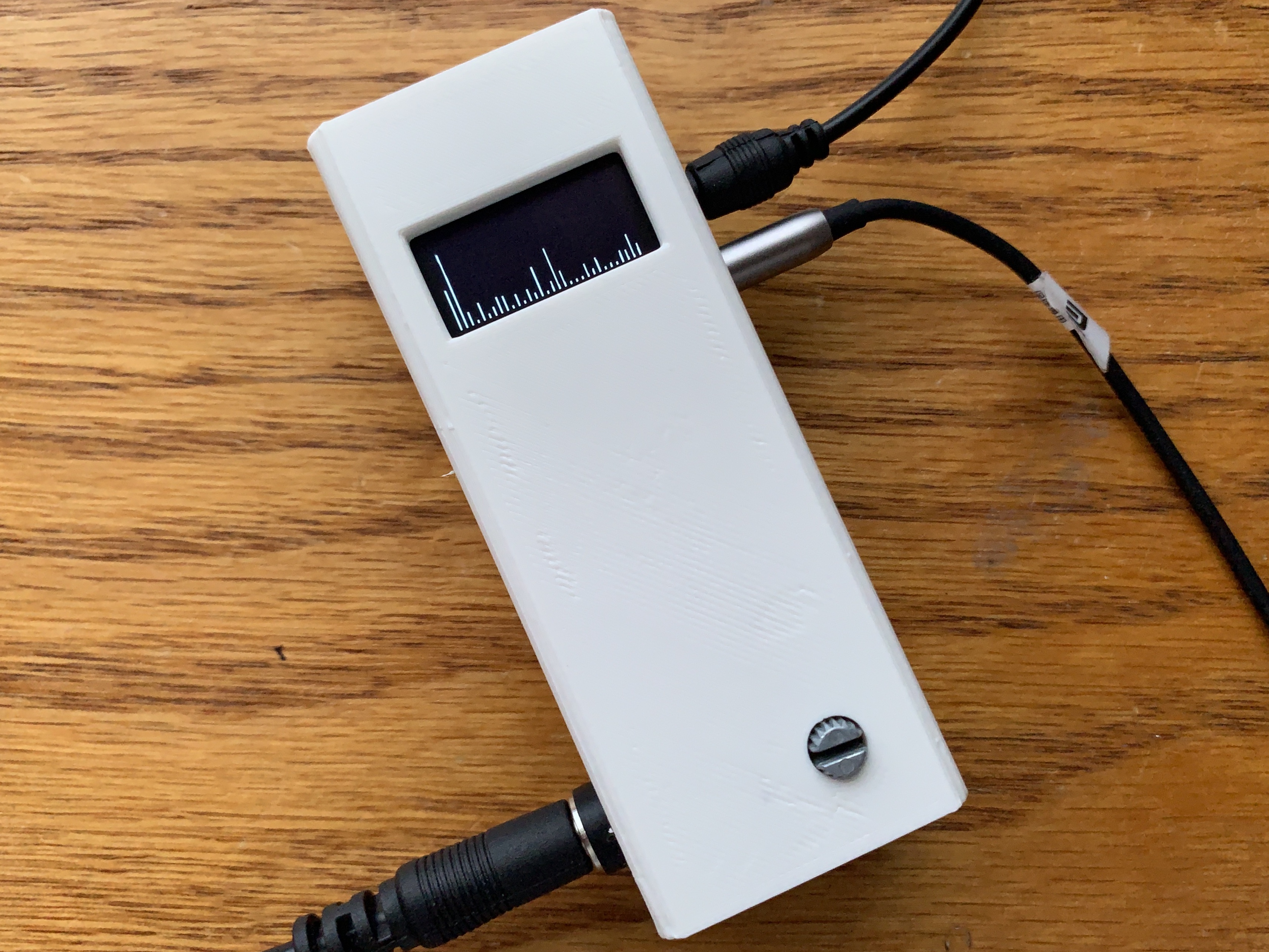 32 band audio visualizer using an ATTiny85 ElectronicsLab