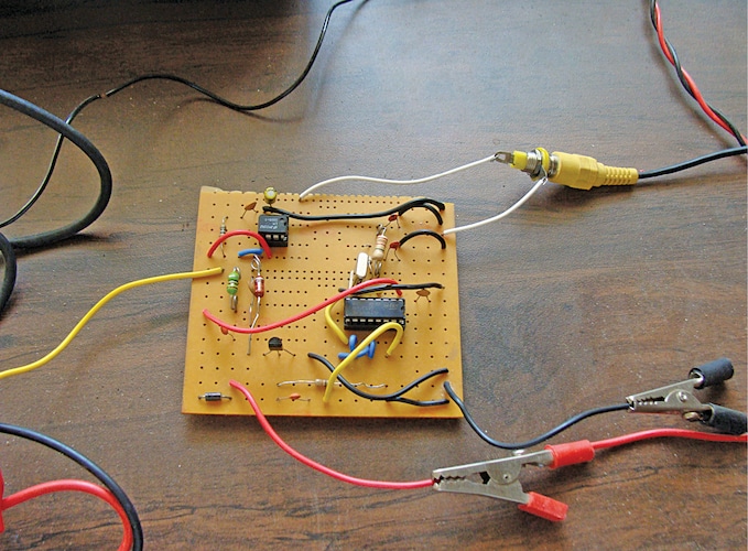 CrystalControlled Shortwave Transmitter Full DIY Project Kotak