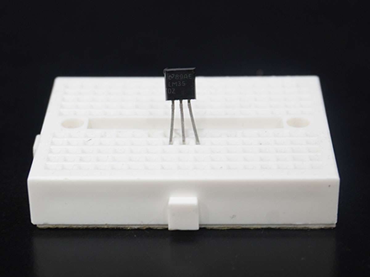 LM35 Temperature Sensor Interfacing with AVR ATmega16/ATmega32