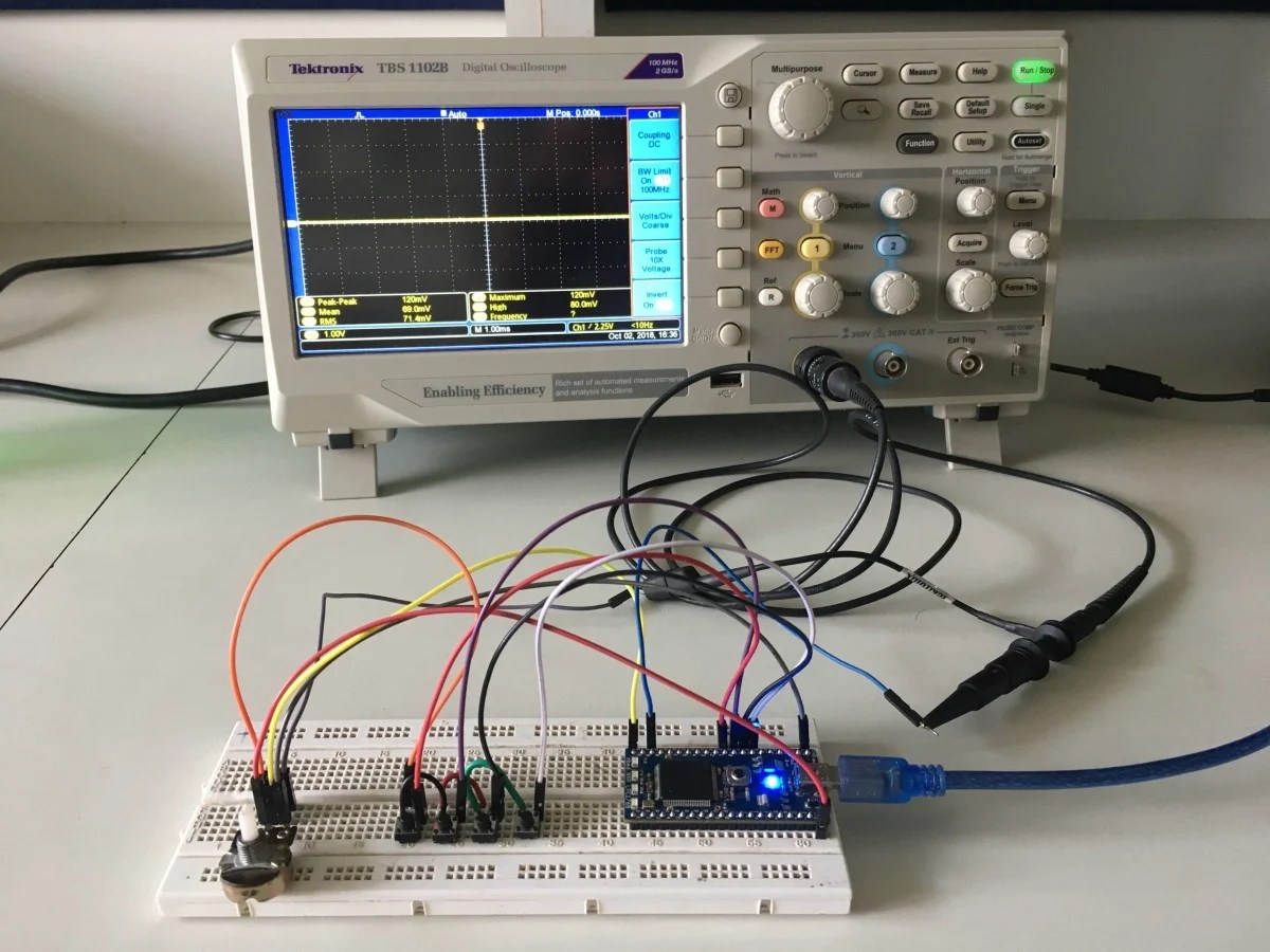 Variable Frequency Generator using lpc1768 project