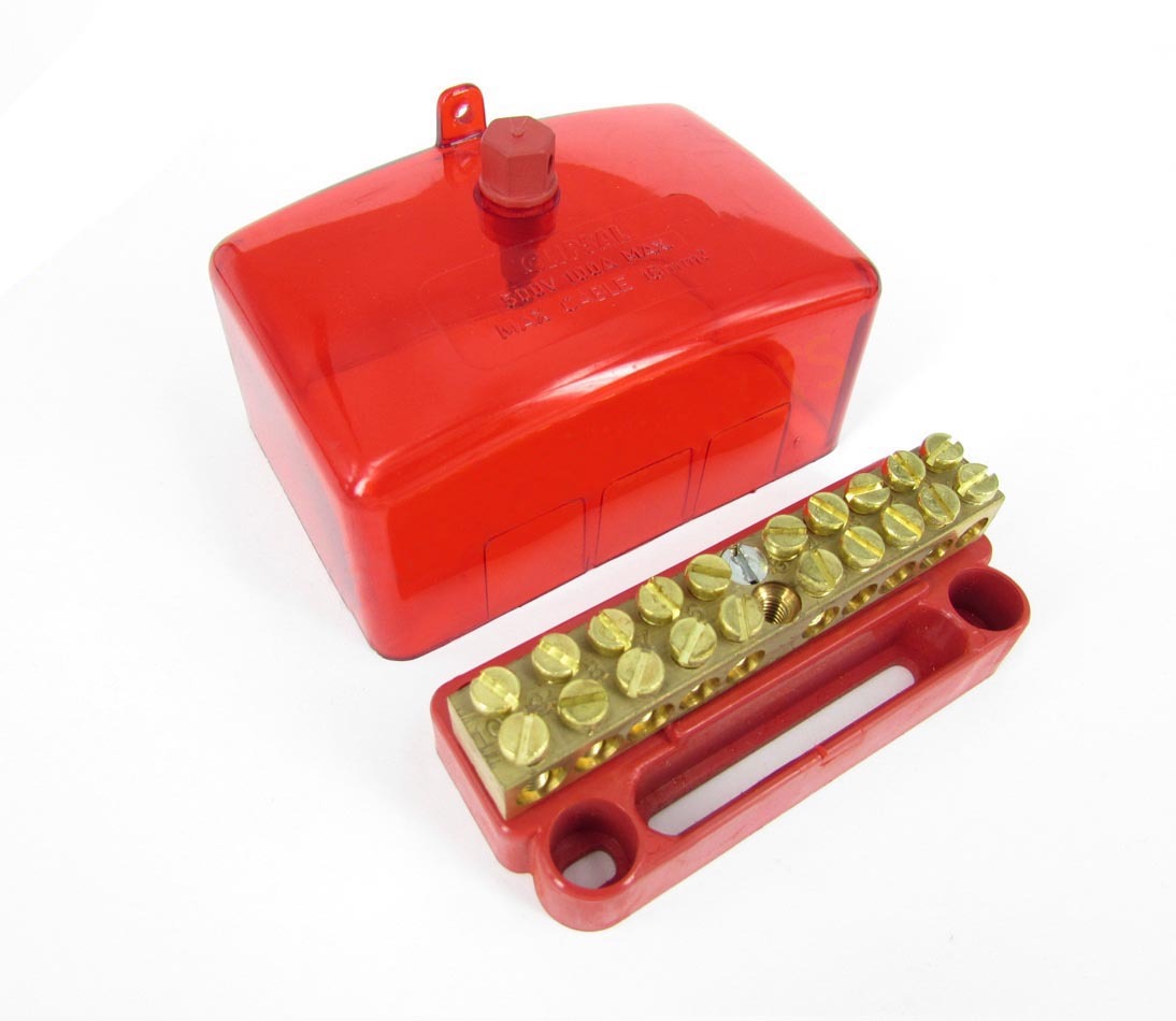 Clipsal L8 10 Hole Active Link Red Cover Numbered Terminal 100A 500V