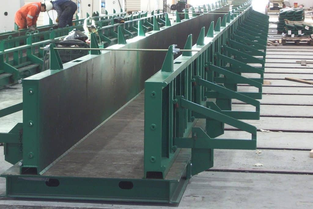 Mold for precast beams and columns Elematic precast technology