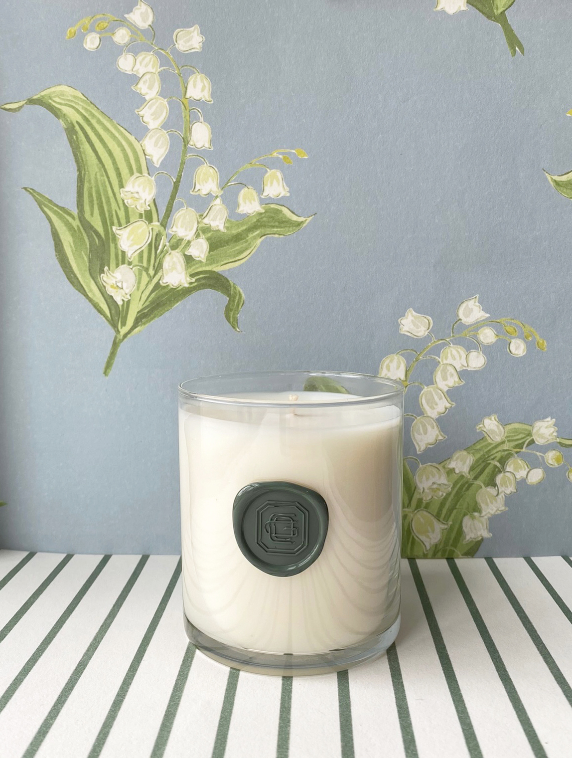 SANTALIVYCANDLE — Elements of Style