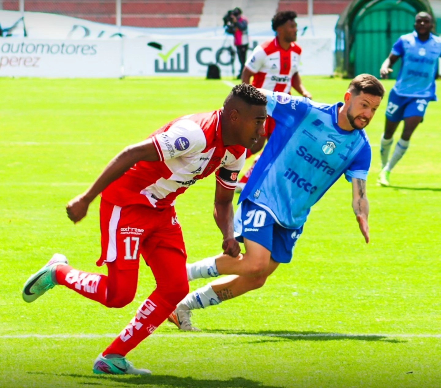 ⚽️🇱🇻Técnico pisa fuerte en el Clásico Ambateño