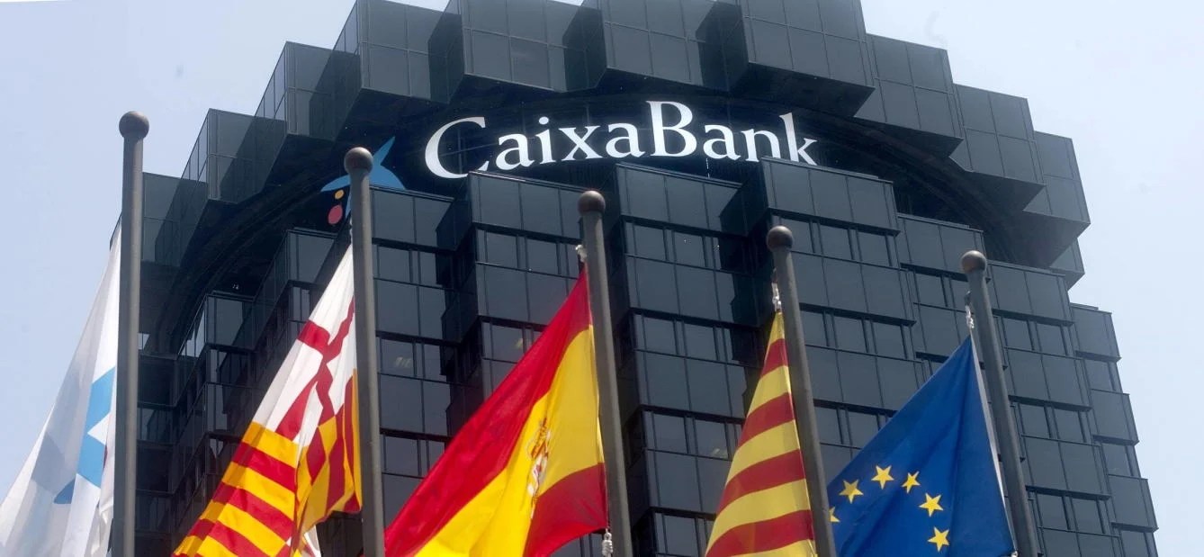 CaixaBank vende su negocio inmobiliario a Lone Star por 7.000 millones