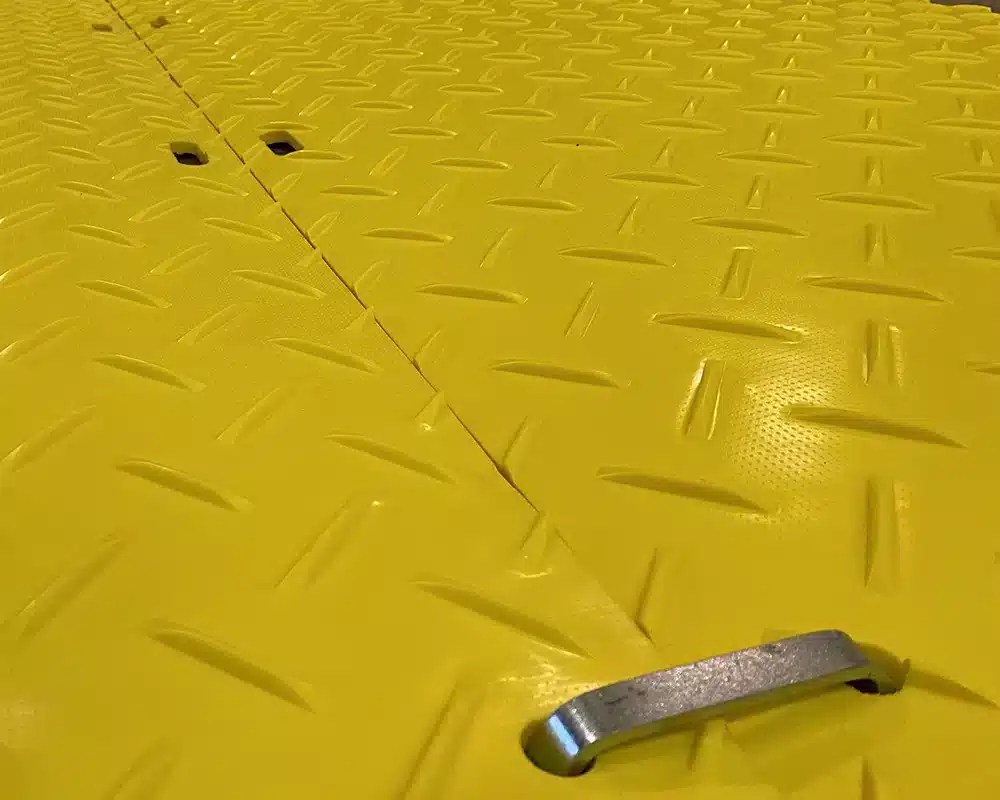 Elite GSS VisTrak Heavy Duty Access Mats High visibility matting